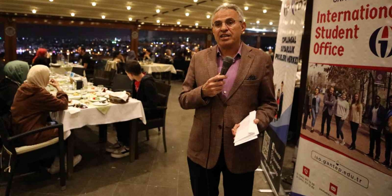 Rektör Özaydın: "dünyanın İyi İnsanlara İhtiyacı Var"