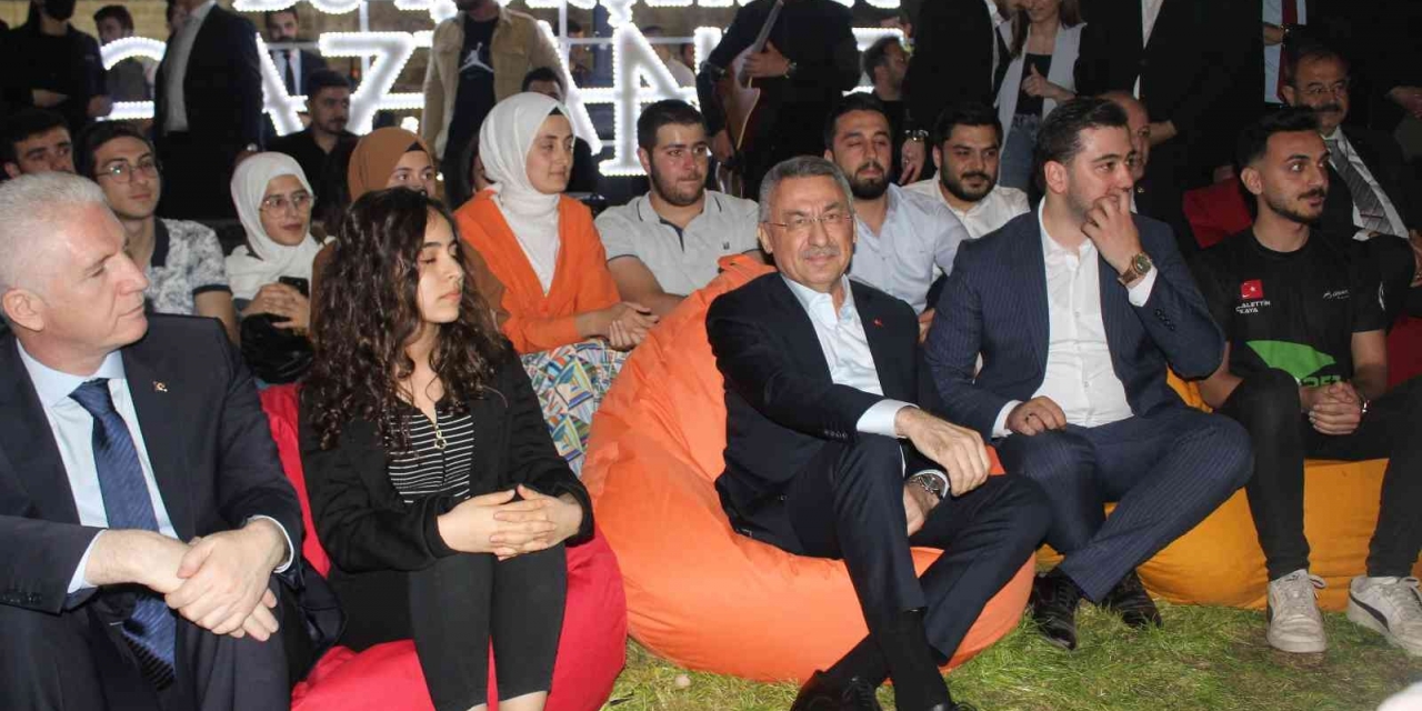 Cumhurbaşkanı Yardımcısı Oktay: "milli Silahları Geliştirmeseydik, Bugün Rahat Olamazdık"