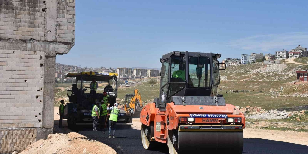 Şahinbey’de Bahar İle Birlikte Asfalt Çalışmaları Hız Kazandı
