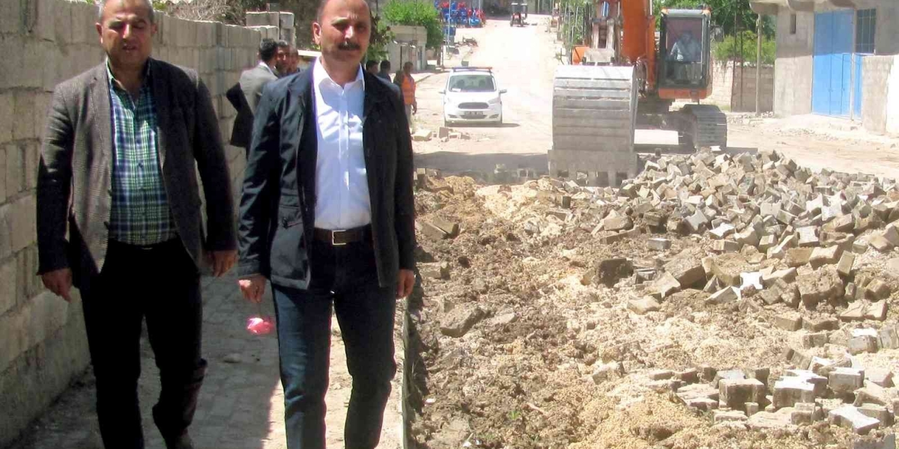 Araban Caddelerine Asfalt Dökülüyor