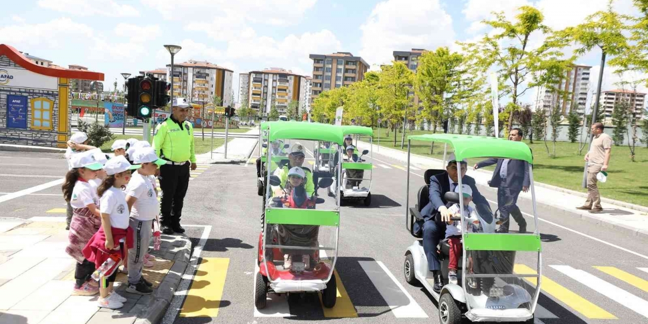 Trafik Haftası Şehitkamil’de Şenlikle Kutlandı