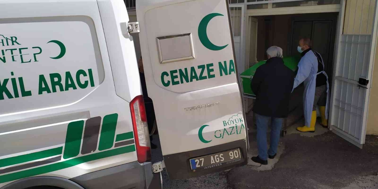 Silahlı Kavgada Öldürülen Gencin Cenazesi Ailesine Teslim Edildi