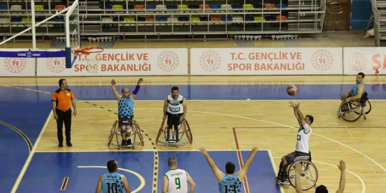Şanlıurfa’da Engelli Basketbol Takımının Pota Farkı