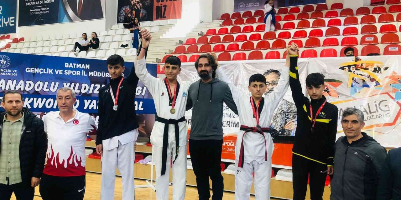 Eyyübiyeli Sporcular Türkiye Şampiyonasına Hazırlanıyor