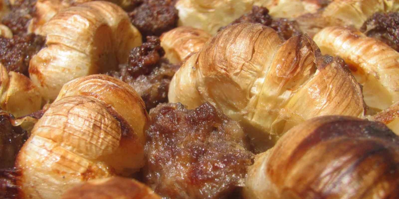 Sarımsak Diyarının Damak Çatlatan Lezzeti: Sarımsak Kebabı
