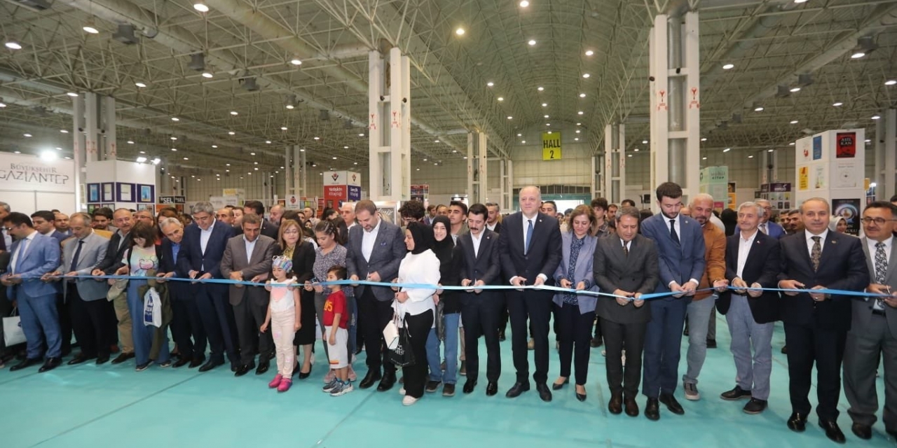 Gaziantep Kitap Fuarı Kapılarını Açtı