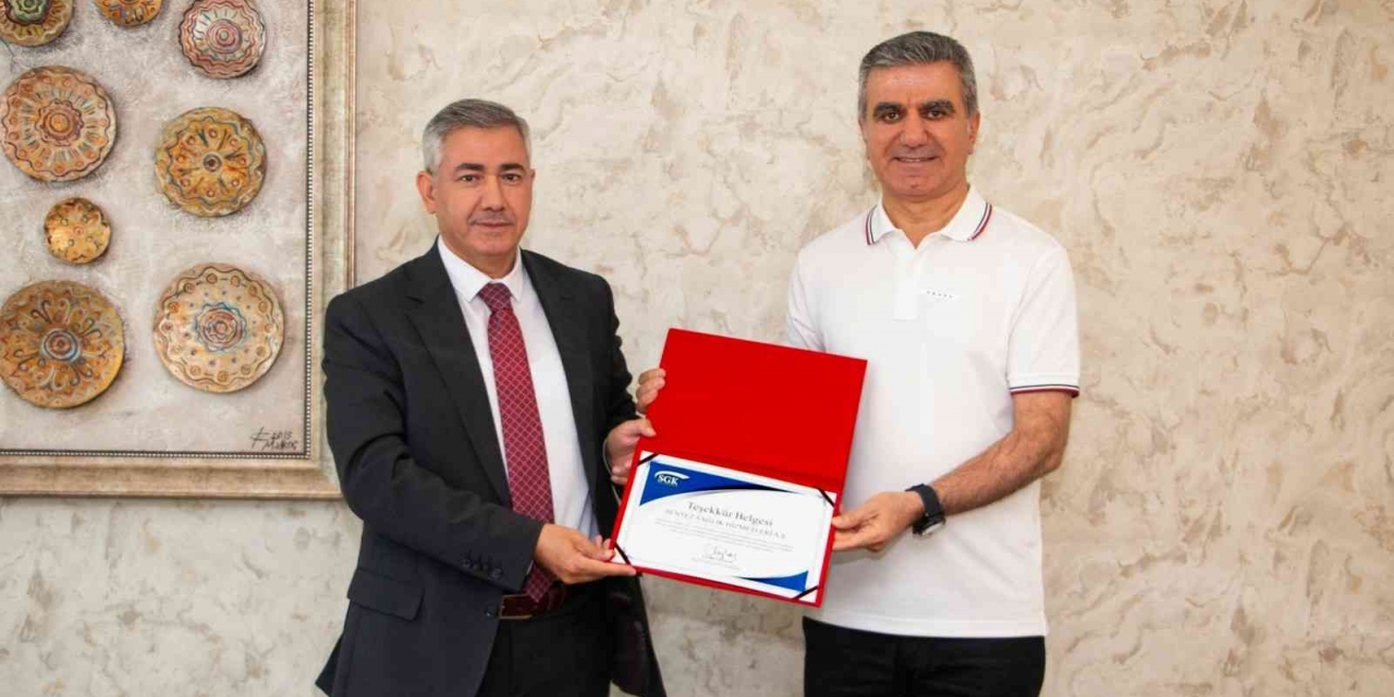 Medical Park’a En Çok Kadın İstihdam Eden Şirket Ödülü