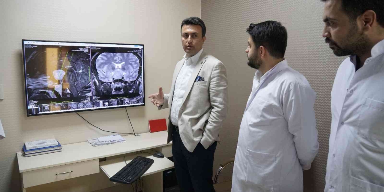 Baş Ağrısı Beyin Hastalıklarının Habercisi