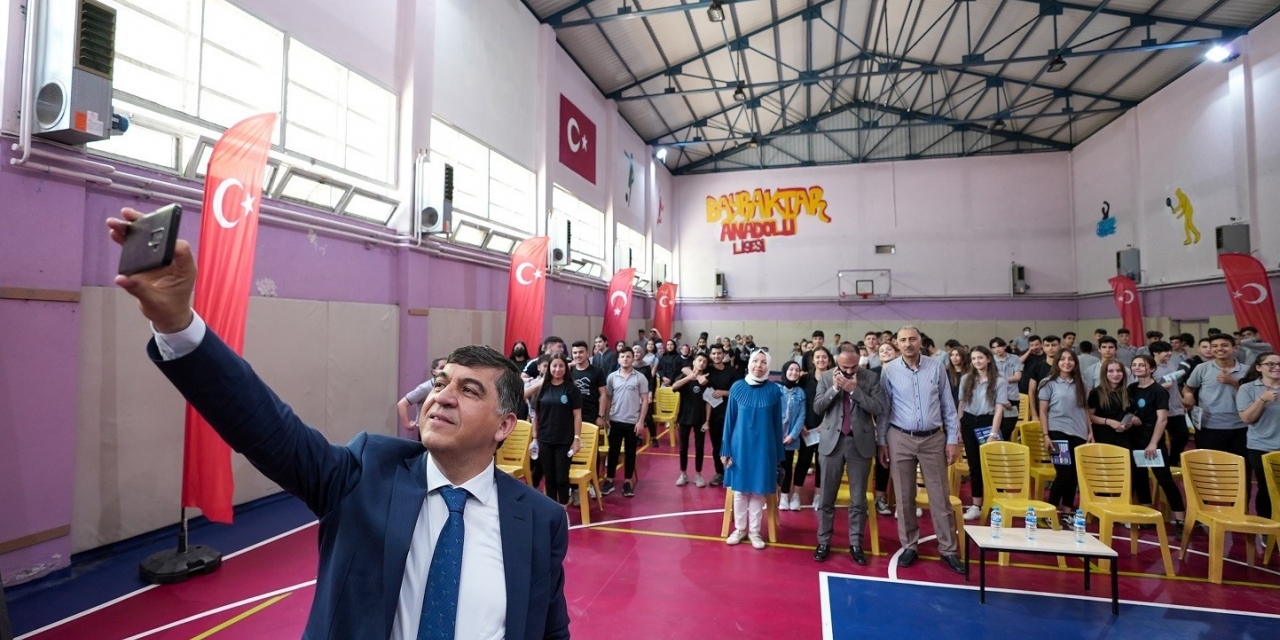 Başkan Fadıloğlu Önce Tavsiyelerini Sıraladı Sonra Da Tenis Oynadı