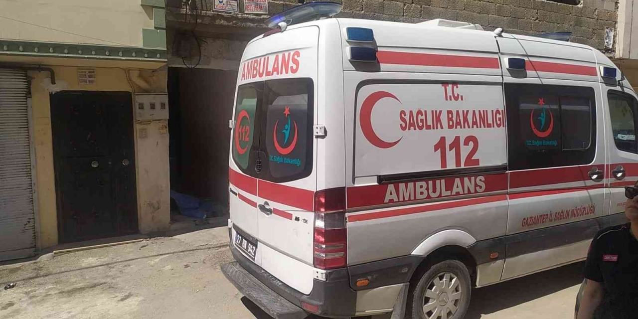 Yalnız Yaşayan Adam Evinin Kapı Eşiğinde Ölü Bulundu