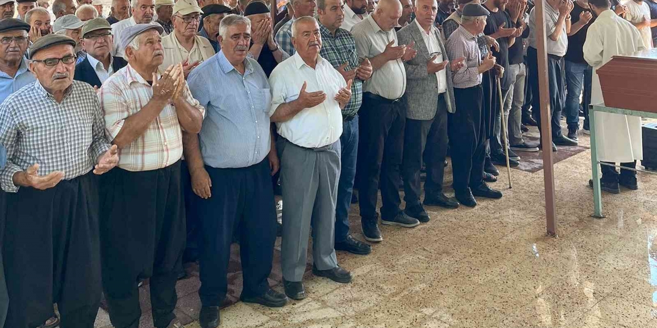 Son Arzusuna Kavuştu Öldü