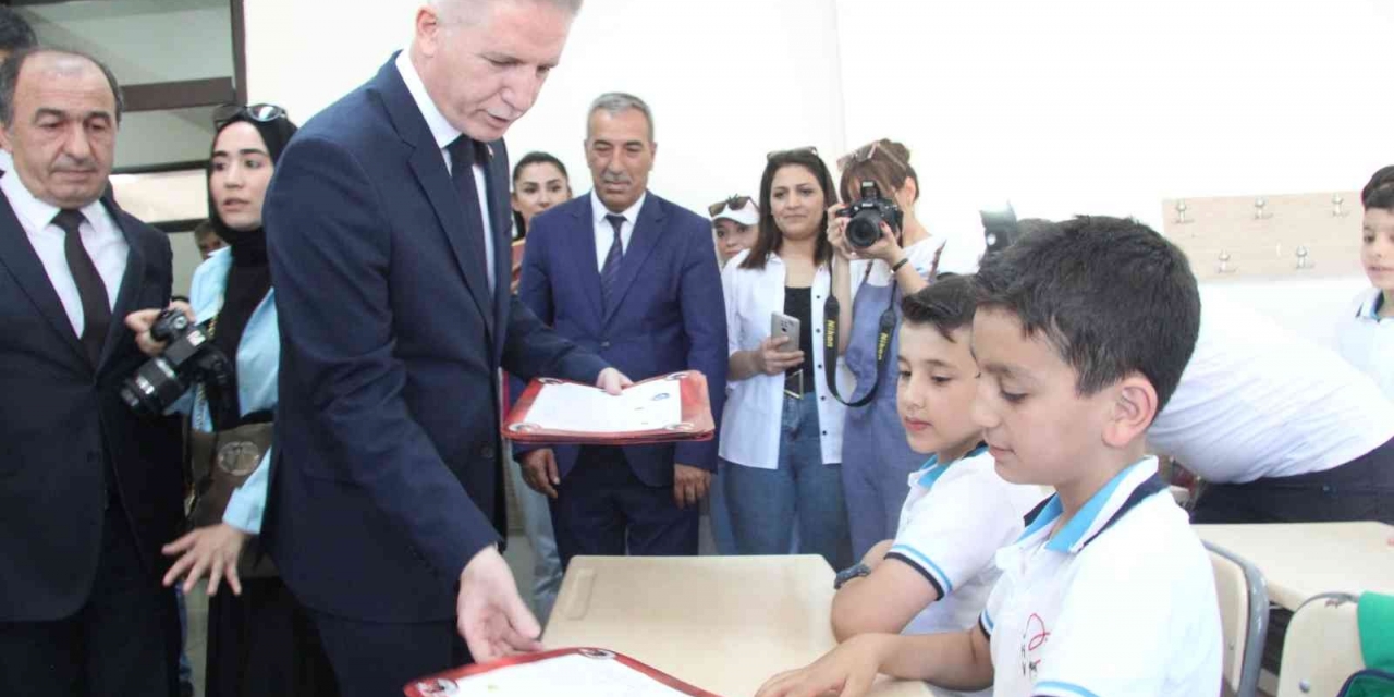 Gaziantep’te 648 Bin Türk Ve Suriyeli Öğrenci Karne Aldı