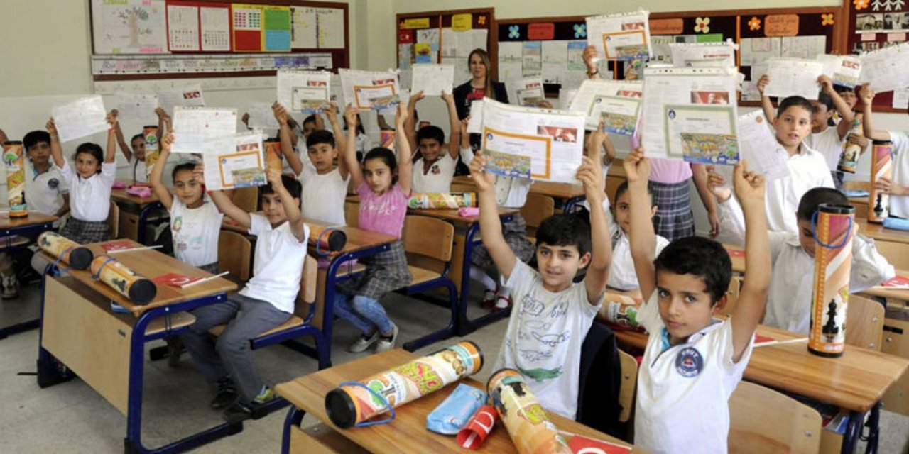 Adıyaman’da 163 Bin Öğrenci Karnesini Aldı