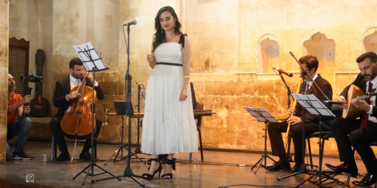 Şanlıurfa’da Yaprak Sayar Konseri