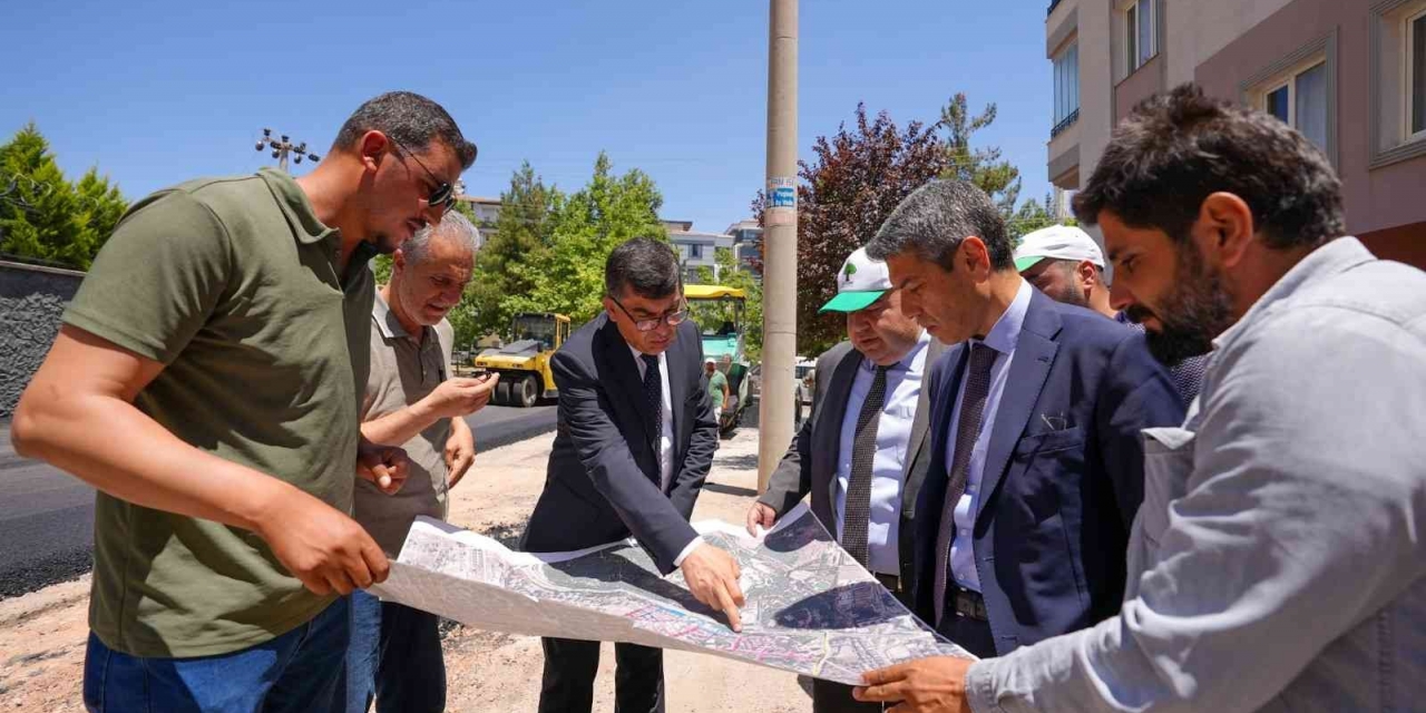 Şehitkamil’de Asfalt Çalışmaları Aralıksız Sürüyor