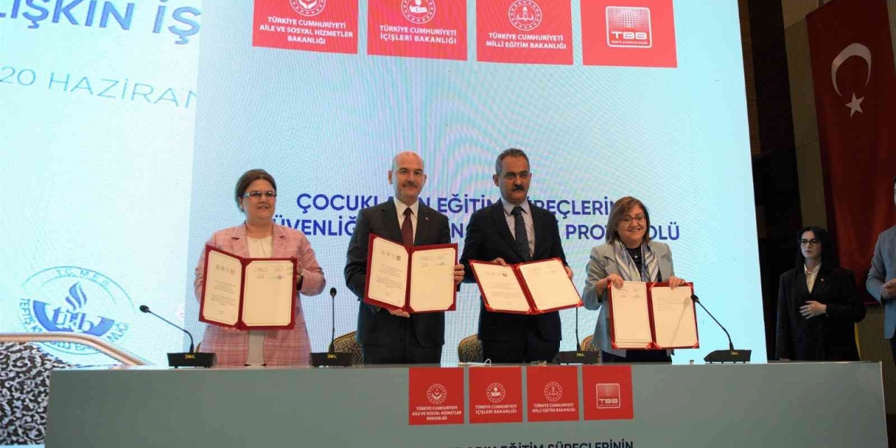 Başkan Şahin Ankara’da Başarılı Projeleri Anlattı