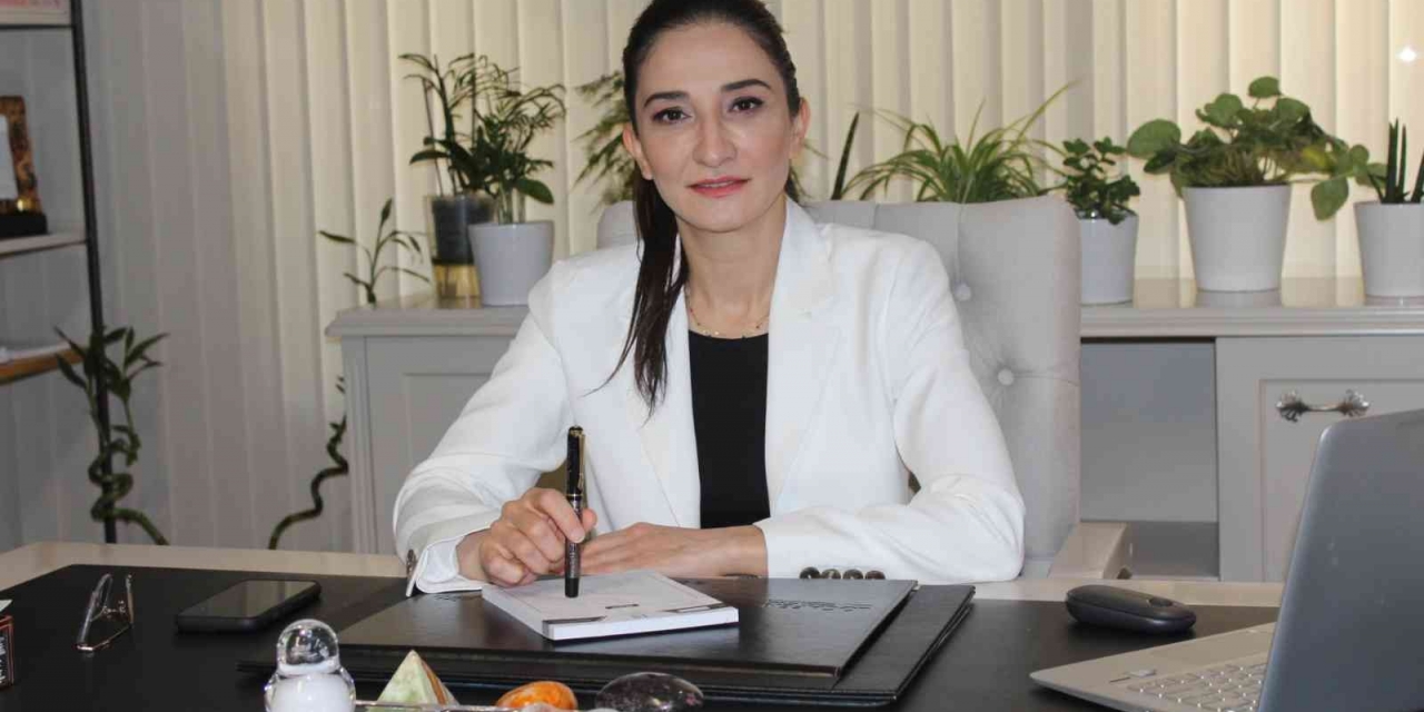 Derma Solve’de Gıdınızdan Ameliyatsız Kurtulun