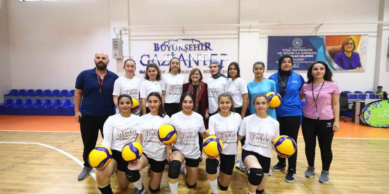 Gaziantep’te Hedef 100 Bin Kayıt