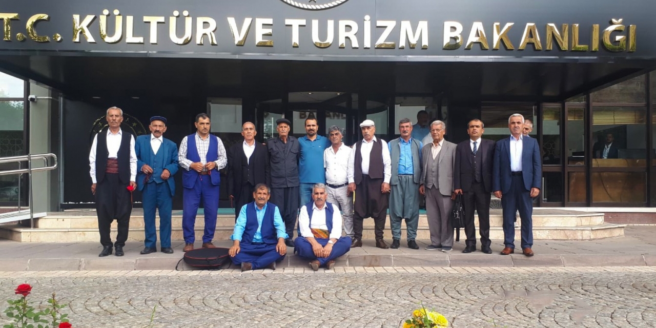 Dengbejler “kültürel Miras Taşıyıcısı” Oldu