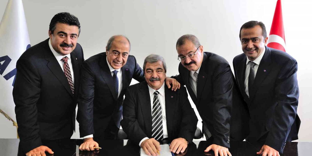 Konukoğlu Ailesi Gönlü Zenginler Listesinde