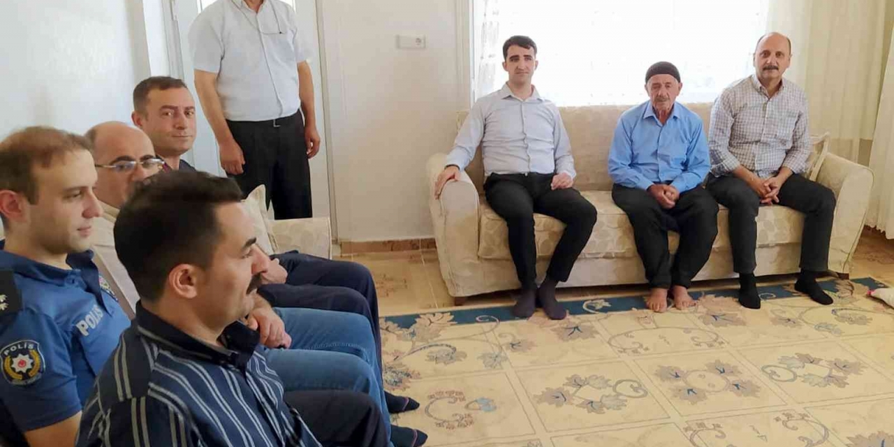 Kaymakam Sevgili Ve Başkan Doğru’dan Şehit Ailelerine Ziyaret