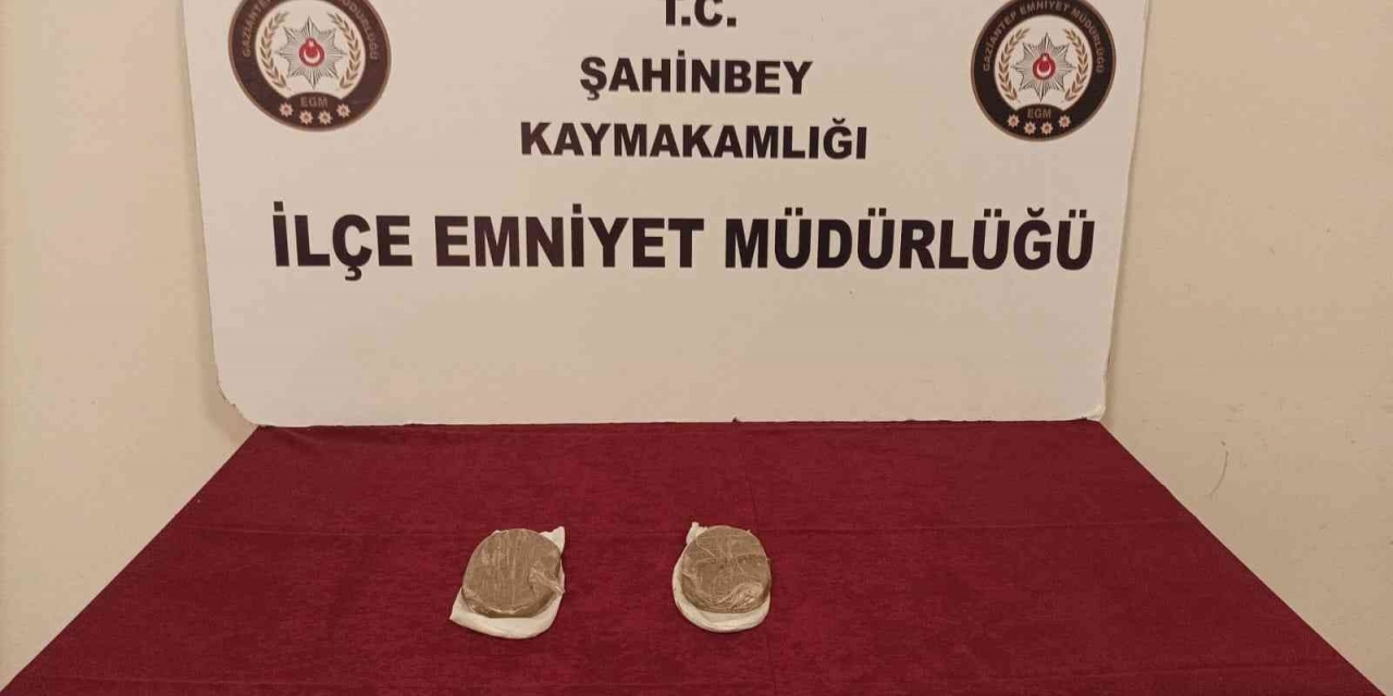 Polisten Kaçan Şahsın Üzerinden Uyuşturucu Çıktı
