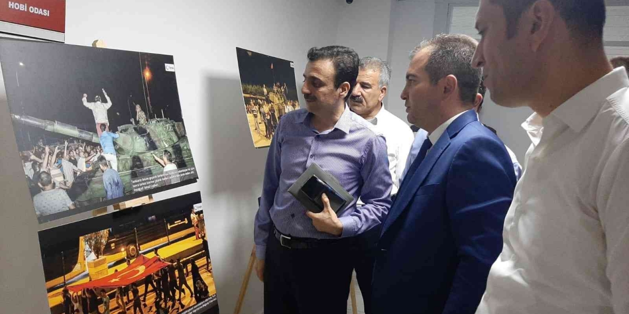 İha’dan 15 Temmuz Destanı Fotoğraf Sergisi
