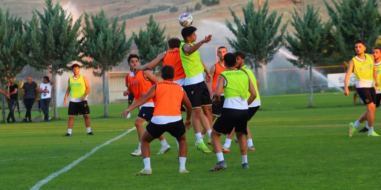 Yeni Malatyaspor, Sezona Eksik Kadroyla Hazırlanıyor