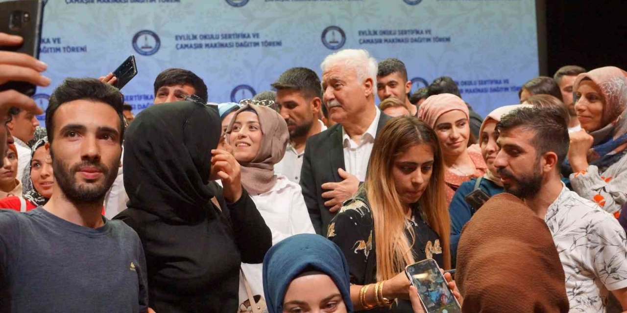Genç Çiftlerden Hatipoğlu’na Yoğun İlgi