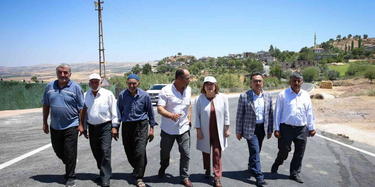 Şahin’den Sıcak Asfalt Çalışması Yürütülen Mahallelere Ziyaret