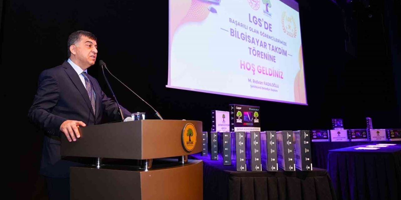 Şehitkamil’deki Başarılı Öğrenciler Ödüllendirildiler