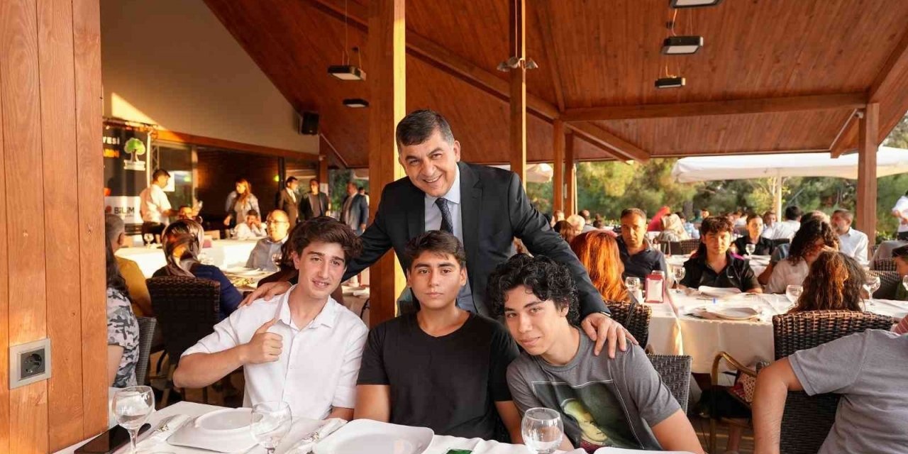 Fadıloğlu, Gaziantep’in Gururlarıyla Buluştu