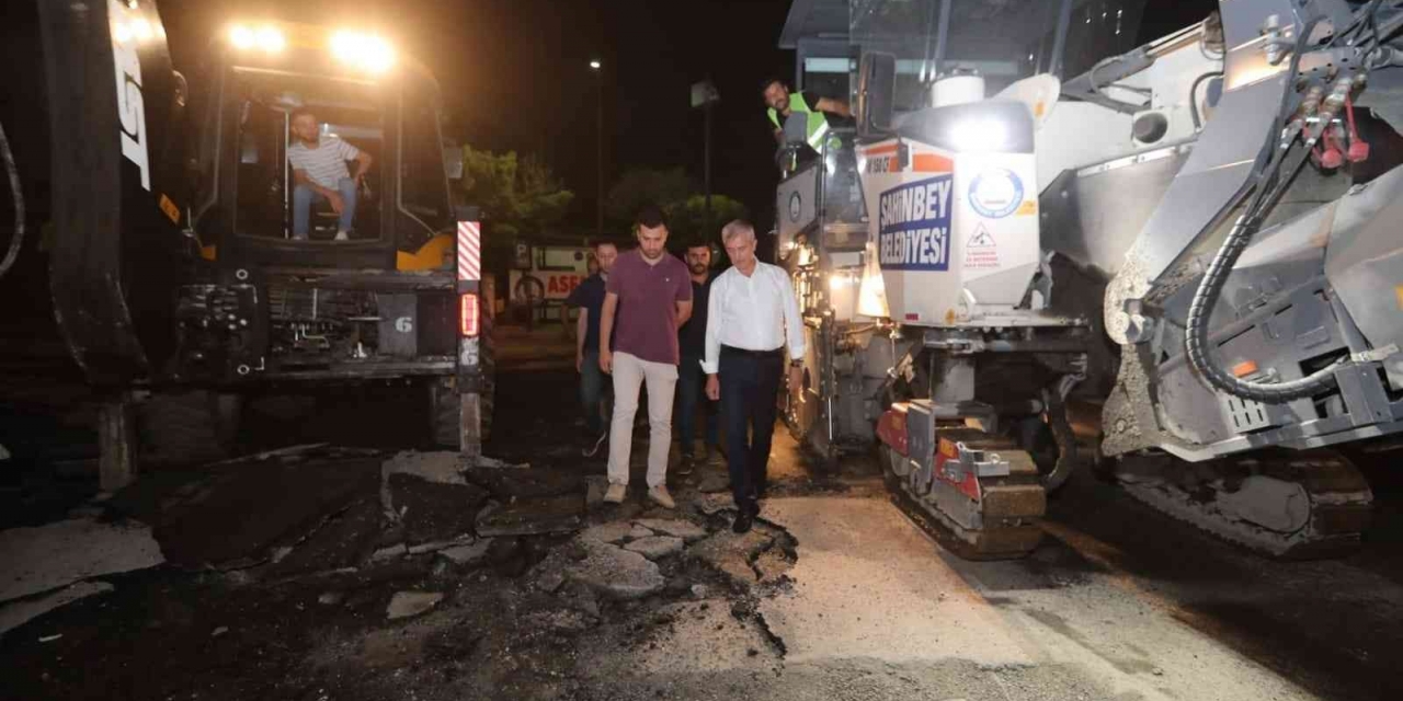 Şahinbey’de Asfalt Çalışmaları 24 Saat Devam Ediyor