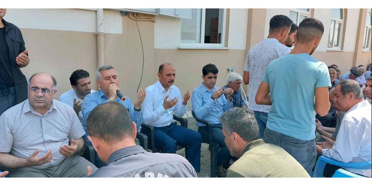 Doğru Ve Kaymakam Sevgili’den Şeker’e Taziye Ziyareti