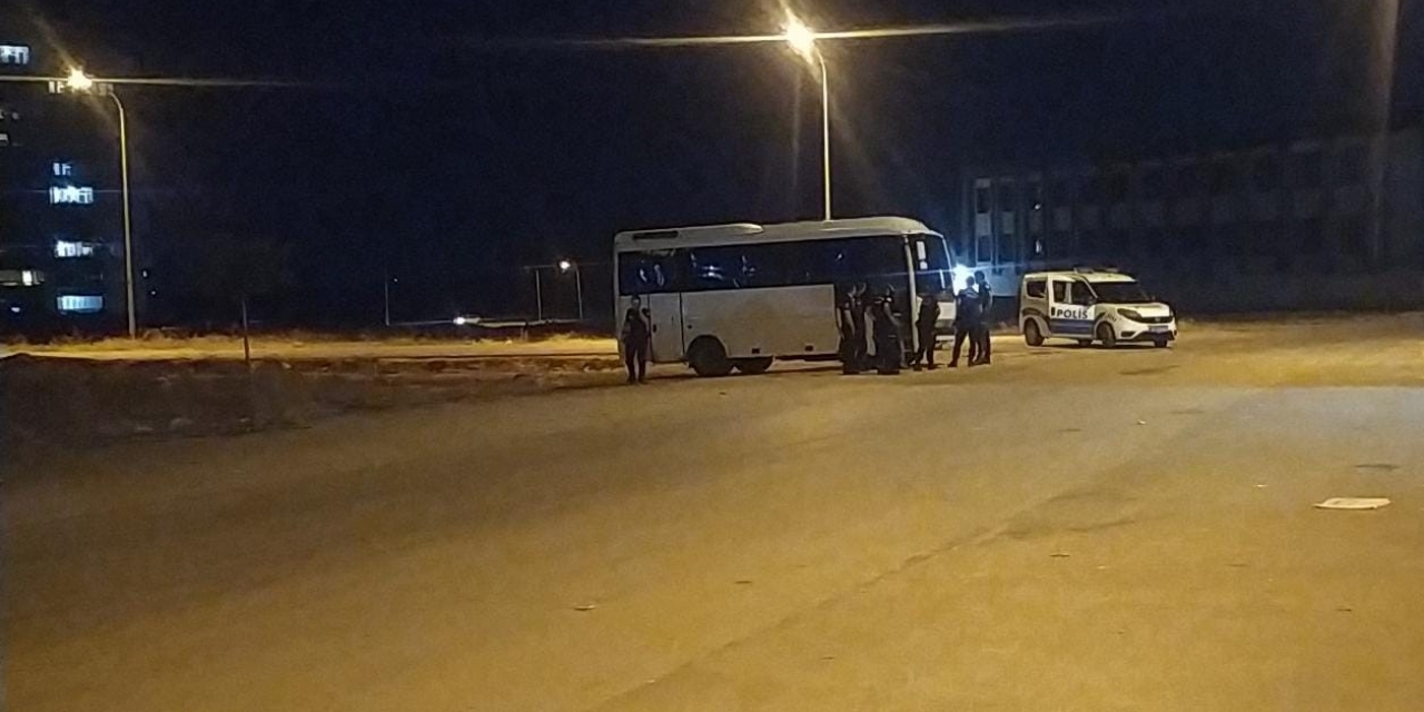 Gaziantep’te Taziye Evine Silahlı Saldırı: 1 Yaralı