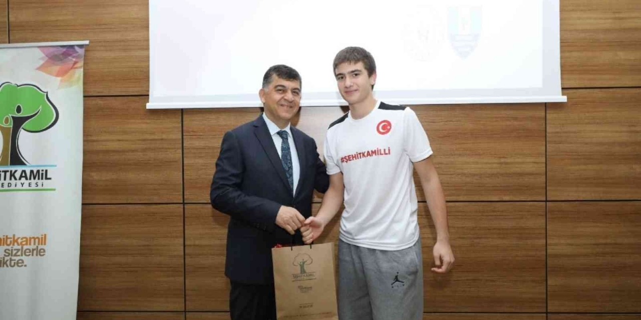 Şehitkamilli Milli Basketbolcu, Galatasaray’a Transfer Oldu