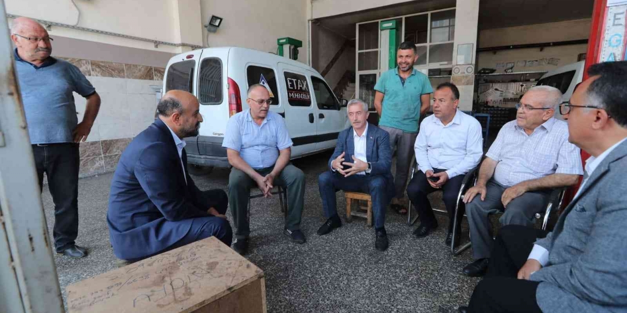 Tahmazoğlu Ve Milletvekili Kirazoğlu Mesleki Eğitim Öğrencileri İle Bir Araya Geldi