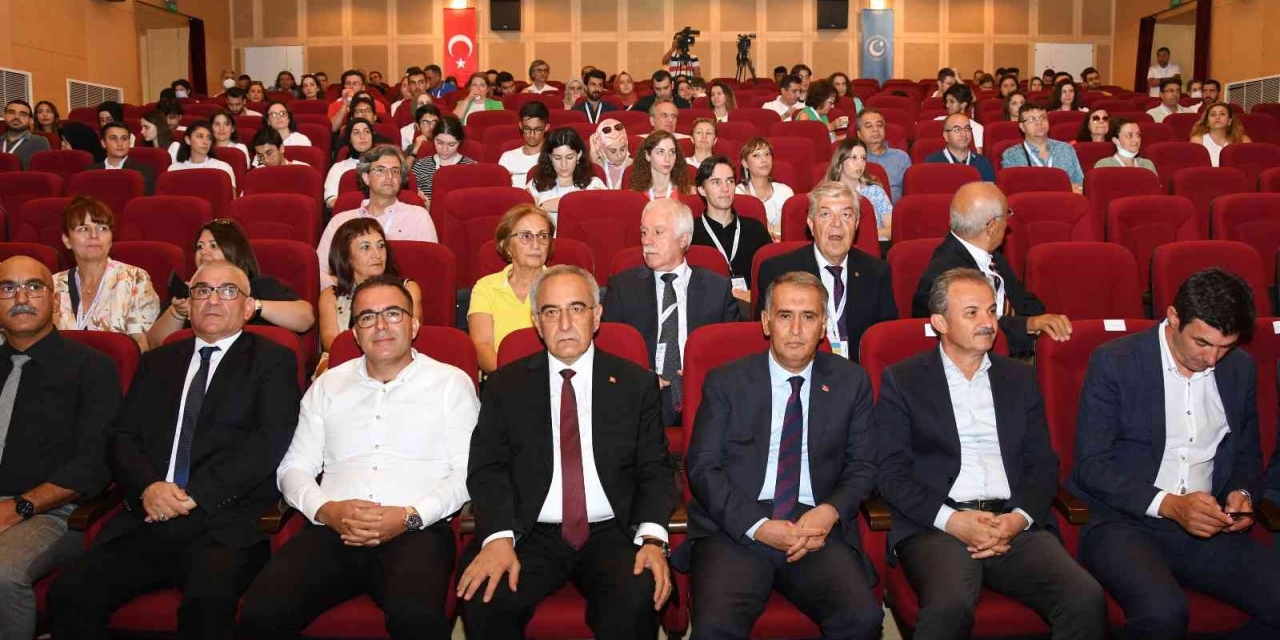 Adyü, 4. Uluslararası 33. Ulusal Biyofizik Kongresine Ev Sahipliği Yapıyor
