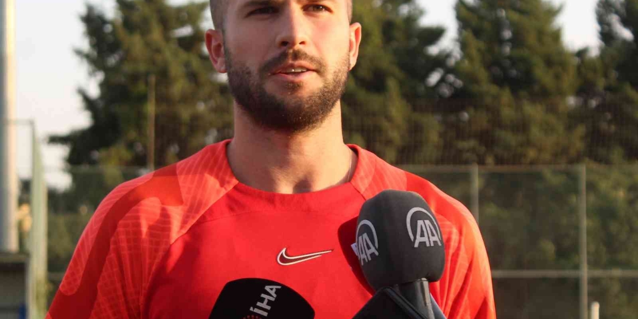 Joao Figueiredo: "hedefim En Az 20 Gol Atmak"
