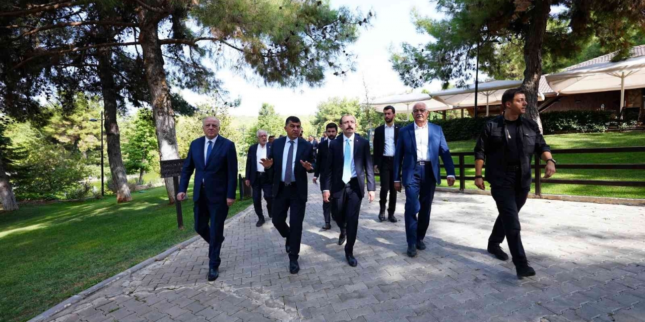 Bakan Muş, Dülük Tabiat Parkı’nı Gezdi