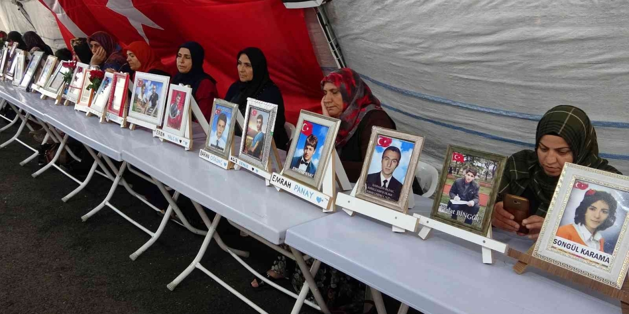 Diyarbakır’da Ailelerin Evlat Nöbeti Kararlılıkla Devam Ediyor