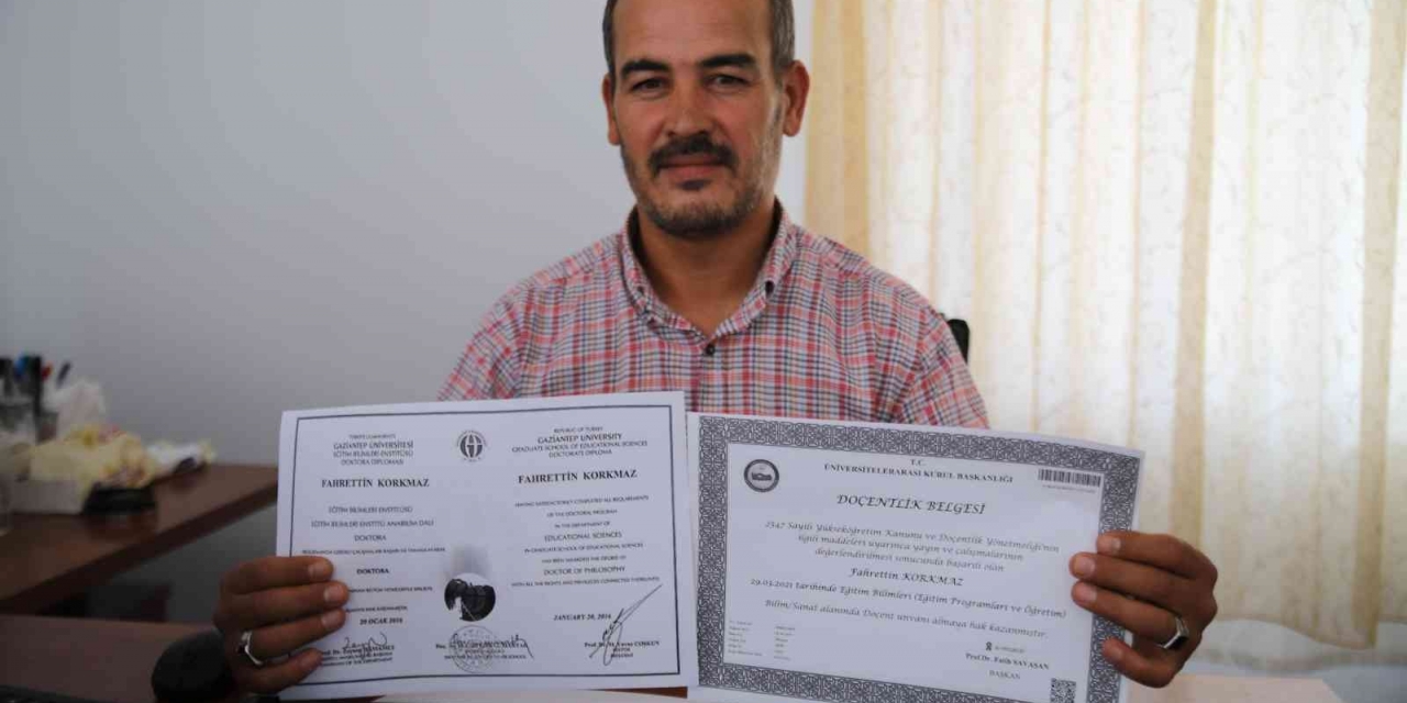 İlkokulda ’doçent’ Öğretmen