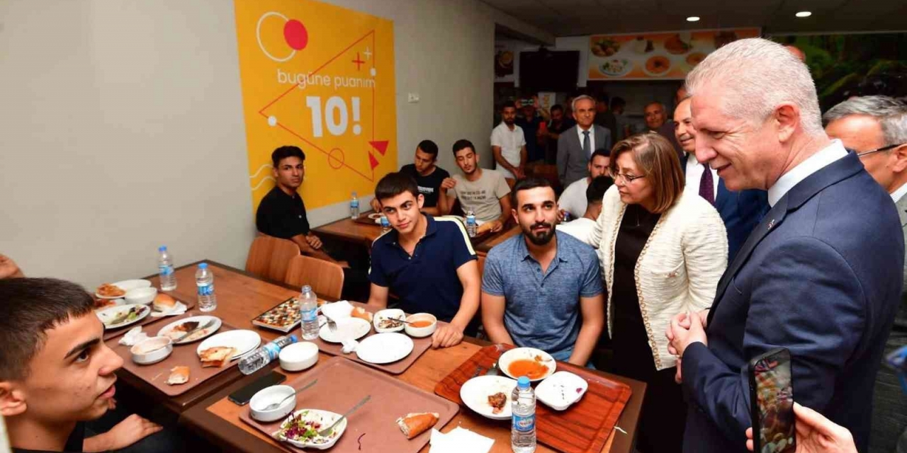 Vali Gül Ve Başkan Fatma Şahin’den Oğuzeli Myo’ya Ziyaret