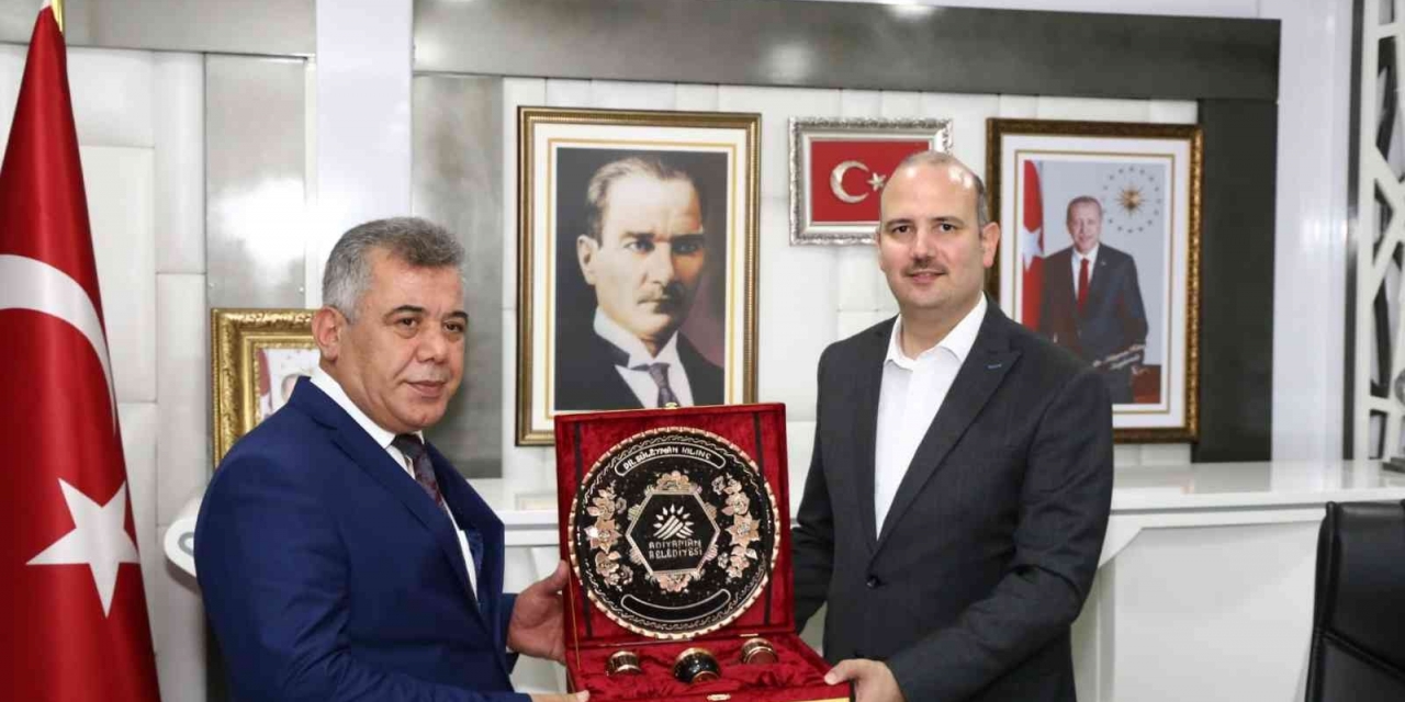 Ak Partili İleri, Adıyaman’da Belediyenin Çalışmalarını İnceledi