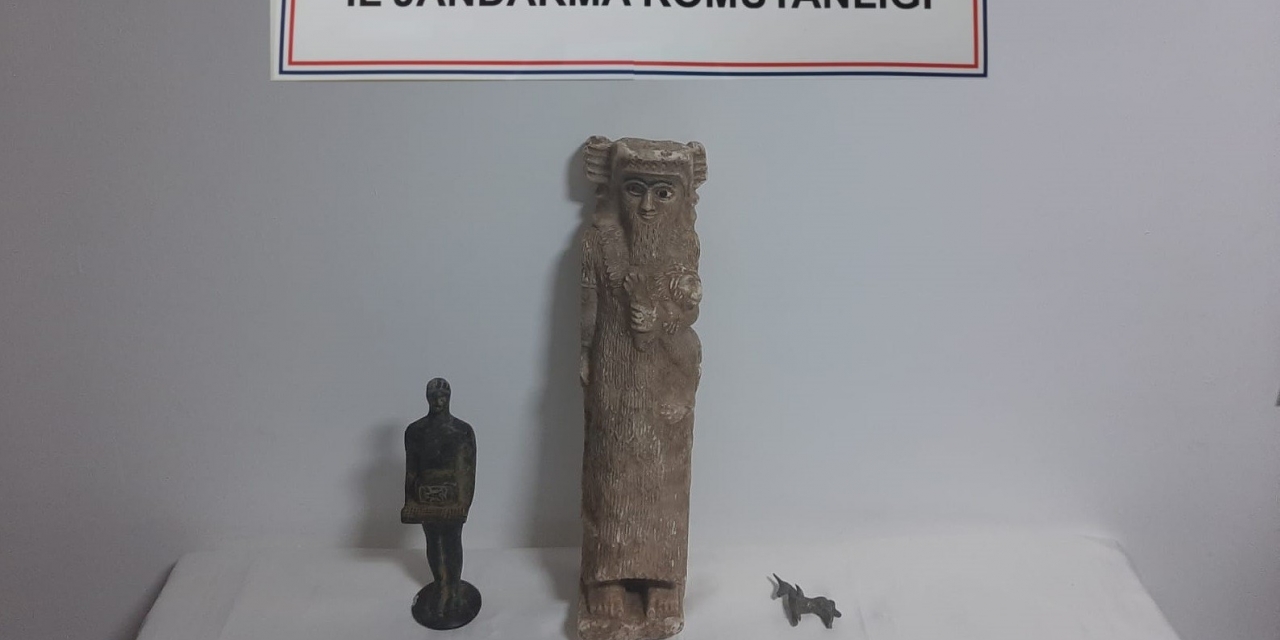 Sümerler Dönemine Ait Heykelleri Satmaya Çalışan 2 Kişi Yakalandı