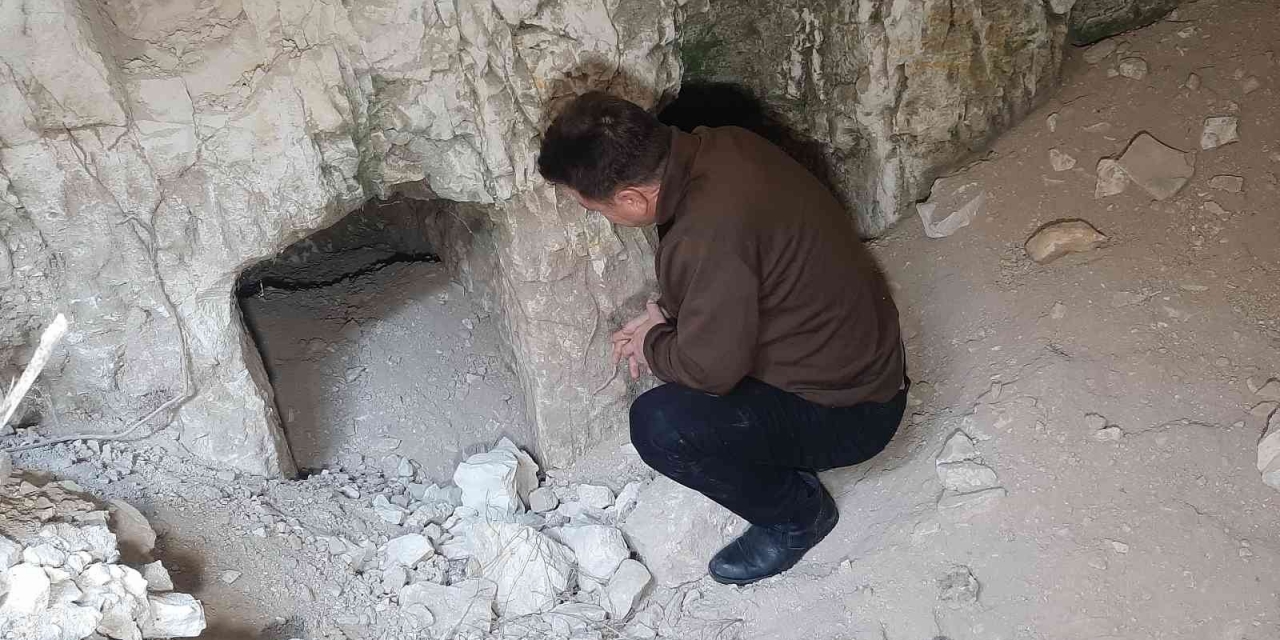 Atatürk Barajı’nın Suları Çekilince Tarihi Alan Ortaya Çıktı