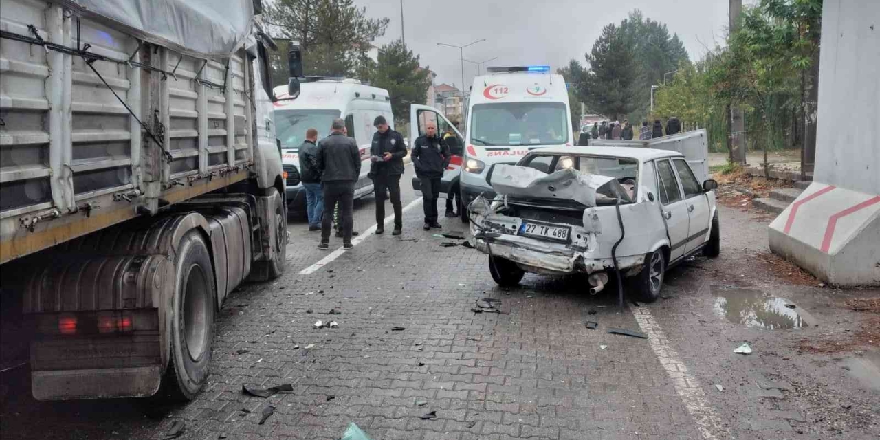 Gölbaşı İlçesinde Zincirleme Kaza: 3 Yaralı