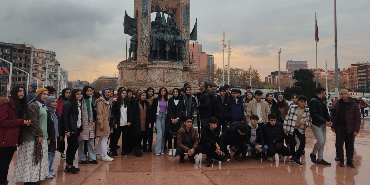 Kahta Fen Lisesi Öğrencilerinden Ankara ve İstanbul' a Çıkarma