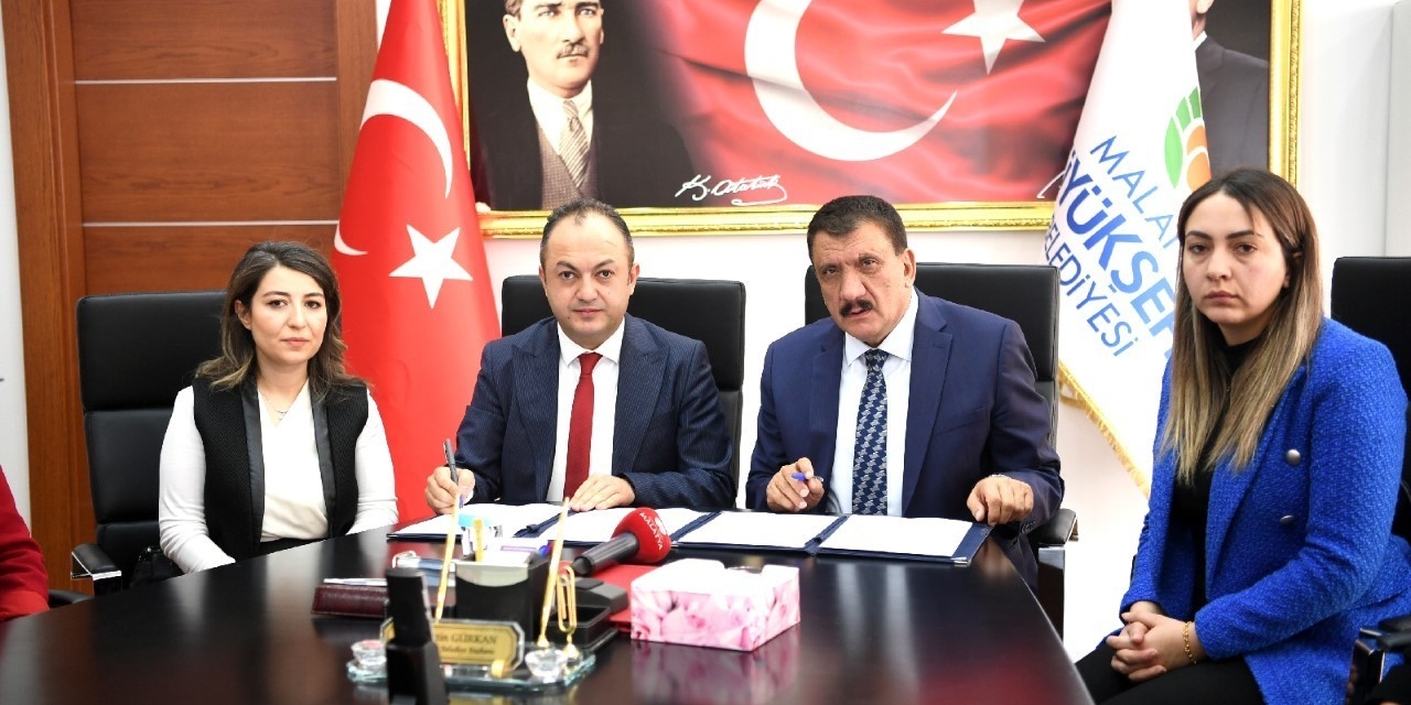 Dünya Kadın Hakları Gününde Anlamlı Protokol