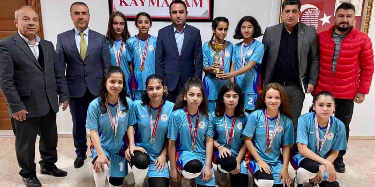 Şampiyonlar, Kaymakam Çağlar Partal İle Bir Araya Geldi